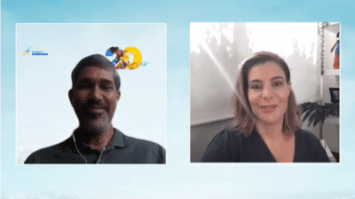 Priscila Cruz participa dos 20 anos do Instituto Embraer Educação e Pesquisa Print de videoconferência, um homem e uma mulher conversam.