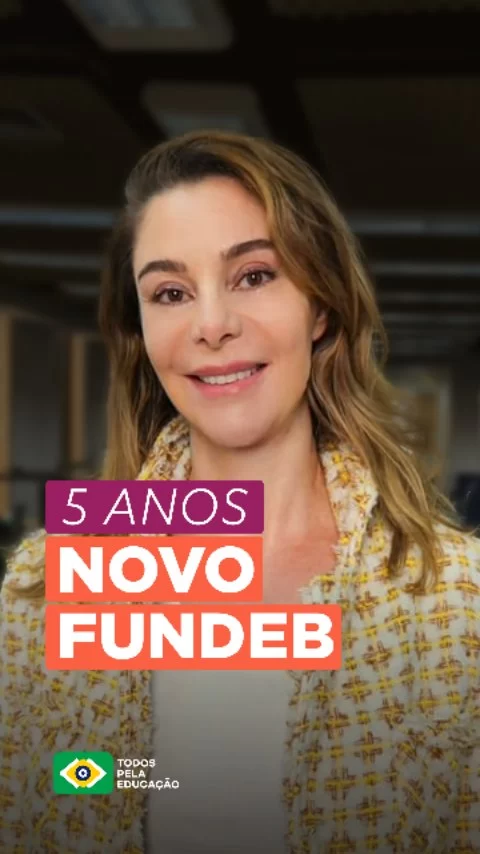 Neste dia, em 2020, comemorávamos uma grande conquista para o ensino público: a aprovação e a regulamentação do Novo Fundeb (Fundo de Manutenção e Desenvolvimento da Educação Básica e de Valorização dos Profissionais da Educação). Participamos das discussões desde 2016 e o país chegou a um modelo maior e mais redistributivo desse que é o principal mecanismo de financiamento da Educação Básica pública brasileira.

Um financiamento mais justo, que reduza as desigualdades, em benefício da escola pública – essa sempre foi a nossa defesa.

Priscila Cruz (@pricruz_educacao) conta um pouco dessa história e faz um convite para quem está assistindo. 

.
.
.
#NovoFundeb #Fundeb #EducaçãoPública #EducaçãoJá #TodosPelaEducação