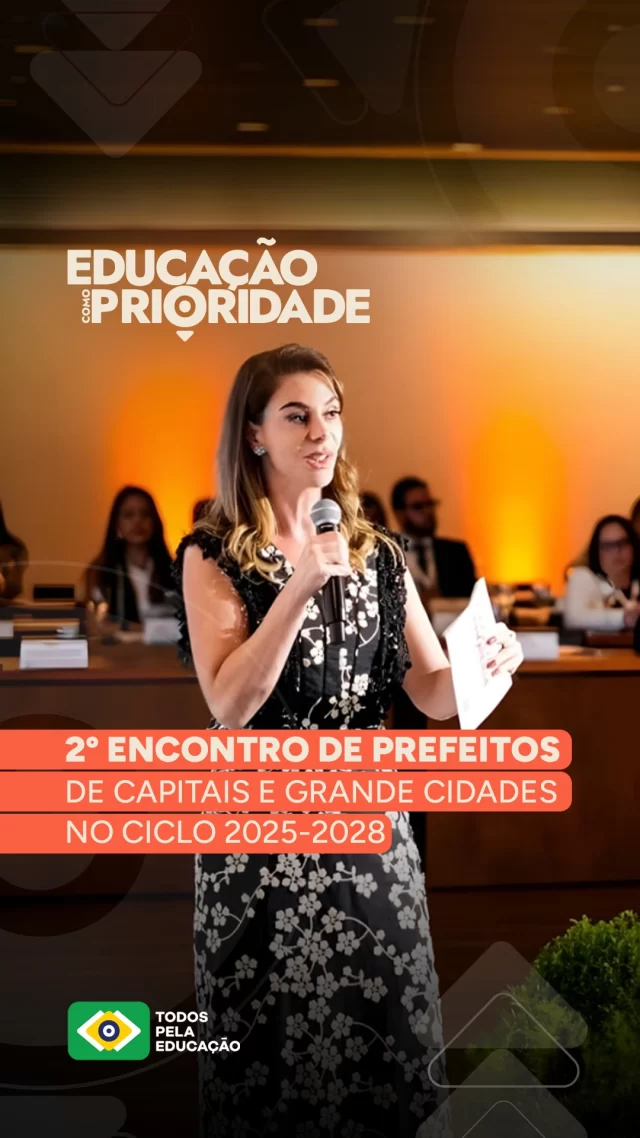 Esta edição do evento Educação como Prioridade: 2º Encontro de Prefeitos(as) de Capitais e Grandes Cidades no Ciclo 2025-2028 reforçou uma certeza: a jornada por um país com educação de qualidade começa nas gestões municipais.

Aí esteve a força mobilizadora para contar com prefeitos, prefeitas e autoridades políticas, olhando com atenção para o ensino nos municípios, seu presente e seu futuro. 

Confira a cobertura completa aqui no Destaque "2º EP" e mais no nosso site (link na bio). 

Realização: Todos Pela Educação.

Apoio: @abemcomum; @novaescola; @cenpec_educacao; @centrolemann; @ensinabrasil; Fundação @somosbracell; @fundacaoitau; @fundacaolemann; @fundacao.flupp; @fundacaomariacecilia; @institutoarticule; @institutoavisala; @institutoayrtonsenna; @institutonatura; @institutoreuna; @itausocial; @labedu.org.br; @motriz_org; @movprofissaodocente 
.
.
.
#EducaçãoJáMunicípios #EducaçãoMunicipal