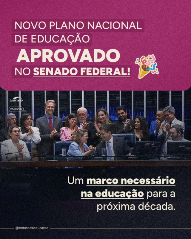 O Brasil dá um passo importante para o futuro da educação.

O Senado Federal (@senadofederal) aprovou o novo Plano Nacional de Educação (PNE), que agora segue para sanção presidencial. O Plano traz avanços relevantes, com mais foco na qualidade, na equidade e em mecanismos que fortalecem sua implementação ao longo da próxima década.

É um marco que pode orientar transformações concretas na educação brasileira até 2035.

Agora começa o desafio mais decisivo: transformar esse compromisso em realidade.

Nós seguiremos acompanhando de perto, contribuindo com análises e apoiando o avanço das políticas necessárias para que as metas saiam do papel.

Confira nossa análise completa no site (link na bio). 
.
.
#PraTodosVerem: este post contém texto alternativo.