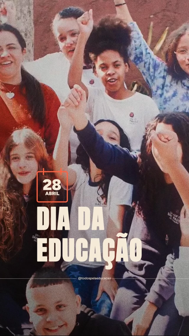 A educação é feita todos os dias por muita gente. De pessoas para pessoas, no presente, pelo futuro. Por sua grandeza e importância, precisa de um compromisso coletivo, do país inteiro, para avançar. 

No Dia da Educação, fica o convite para todas as pessoas que foram impactadas por este conteúdo que estejam comprometidas com a escola pública, ainda mais neste ano de eleições. 
.
.
.
#TodosPelaEducação