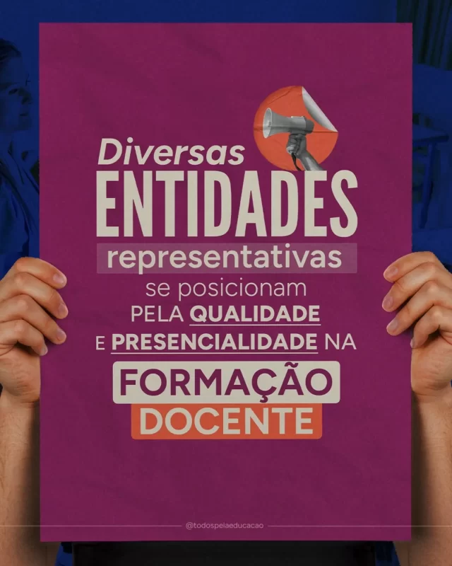 Não estamos sozinhos na defesa da presencialidade e da qualidade na Formação Inicial de Professores! Diversas entidades representativas também se manifestaram em decorrência da proposta de atualização da Resolução nº 4/2024, com votação prevista para amanhã (23), no Conselho Nacional de Educação (CNE). 

Nós defendemos a manutenção da exigência de que ao menos 50% da carga horária dos cursos seja realizada presencialmente. E que ao menos 20% da carga horária total dos cursos seja composta por atividades síncronas mediadas. Entre as atividades realizadas a distância, as síncronas mediadas constituem um componente pedagógico relevante da formação, pois ampliam as oportunidades de feedback, discussão de práticas, acompanhamento acadêmico e construção da identidade profissional docente, complementando as experiências presenciais e reduzindo a dependência de modelos excessivamente centrados no estudo autônomo.

Estes são requisitos mínimos, menos do que isso é retrocesso. Assim, esperamos que a votação do CNE resulte em avanços importantes para a formação dos futuros professores brasileiros. 

*A proposta apresentada pela relatoria prevê que as licenciaturas semipresenciais contem com, no mínimo, 50% da carga horária presencial e 20% de atividades síncronas mediadas, tendo até 30% de atividades assíncronas. 

Leia a nossa nota técnica na íntegra no site (link na bio).